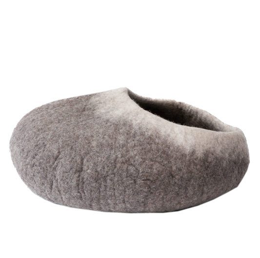 Ombre Wool Pet Cave - Natural